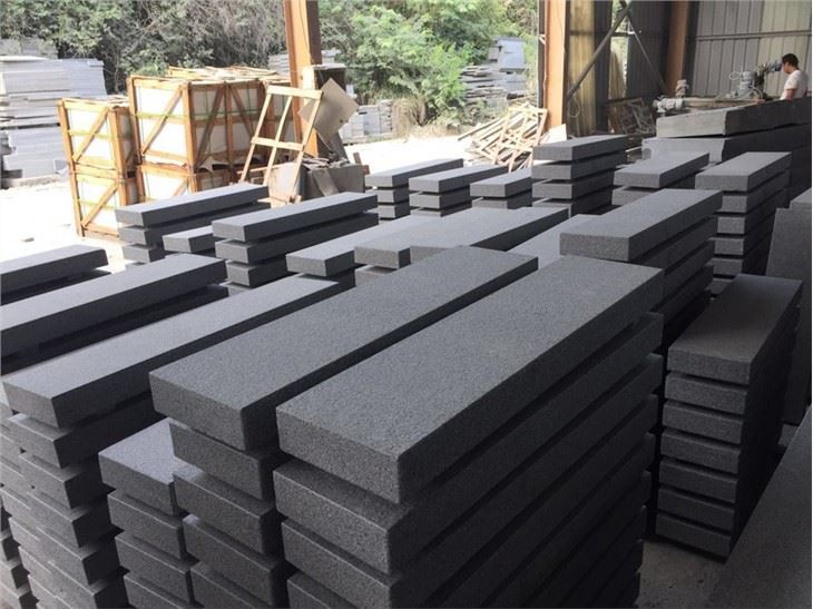 Impala Grey Granite Kerbstone