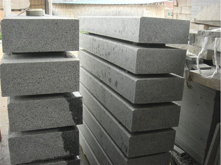 Sesame Grey Granite Kerbstone